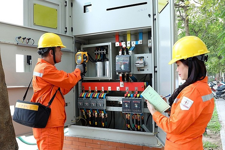 Vì sao hoá đơn tiền điện tại Hà Nội tăng vọt?