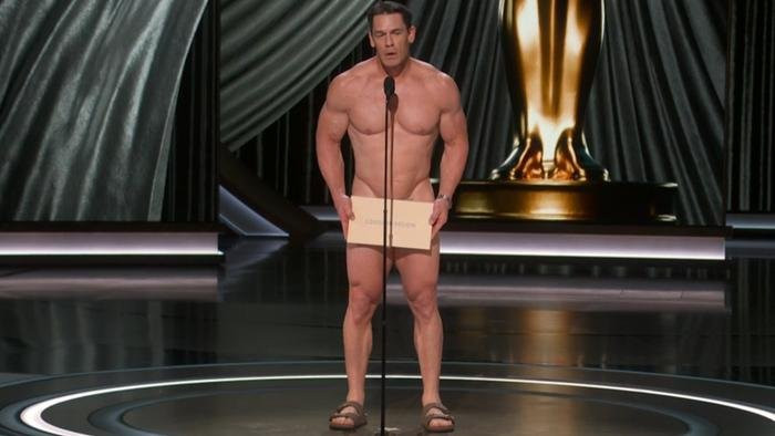 Nam diễn viên không mặc gì xuất hiện trên sân khấu lễ trao giải Oscar 2024 là ai? Ảnh 1