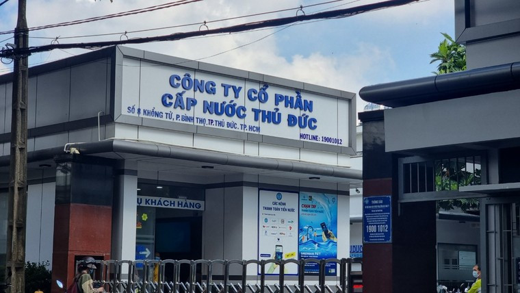 Nhà máy Cấp nước Thủ Đức: Một công ty trúng liên tiếp 26 gói thầu trong năm ảnh 1