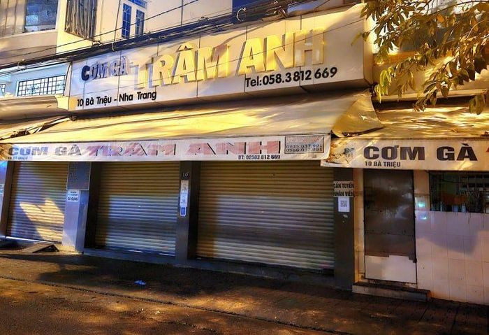 Quán cơm gà Trâm Anh bị tạm thời đình chỉ hoạt động.