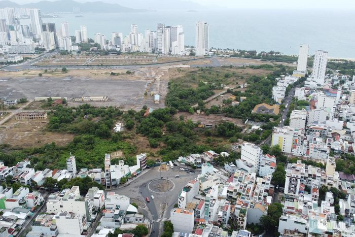 Sân bay cũ Nha Trang nơi Tập đoàn Phúc Sơn được giao đất làm dự án. Ảnh: Xuân Ngọc.
