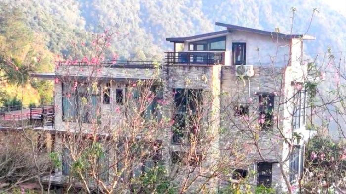 Choáng ngợp trước khối tài sản cực 'khủng' của Hoàng Thùy Linh ở tuổi 36 Ảnh 8