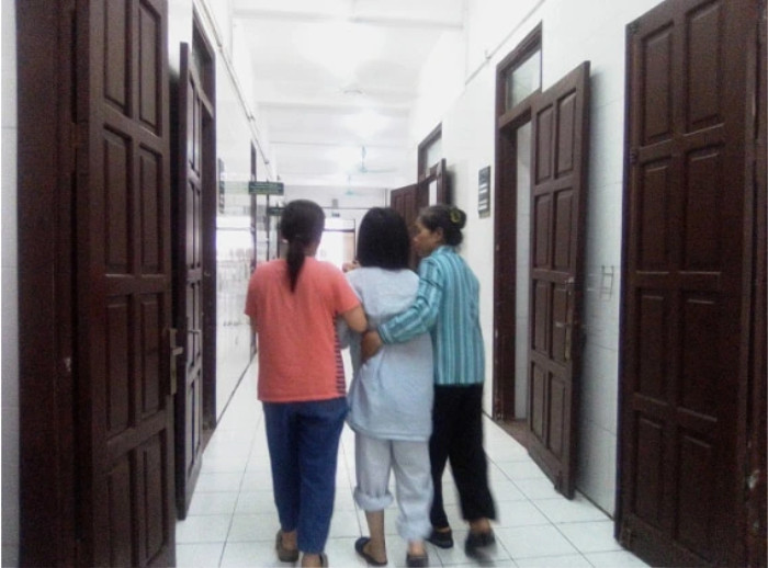 Nỗi ám ảnh kinh hoàng: Nữ sinh bị sàm sỡ, hành hung ngay trong thang máy quán cà phê Ảnh 2