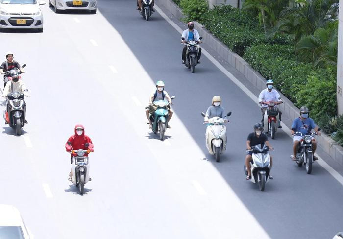 Tình hình thời tiết hôm nay (14/4): Miền Bắc tăng nhiệt, miền Nam nắng gắt 38 độ C Ảnh 1