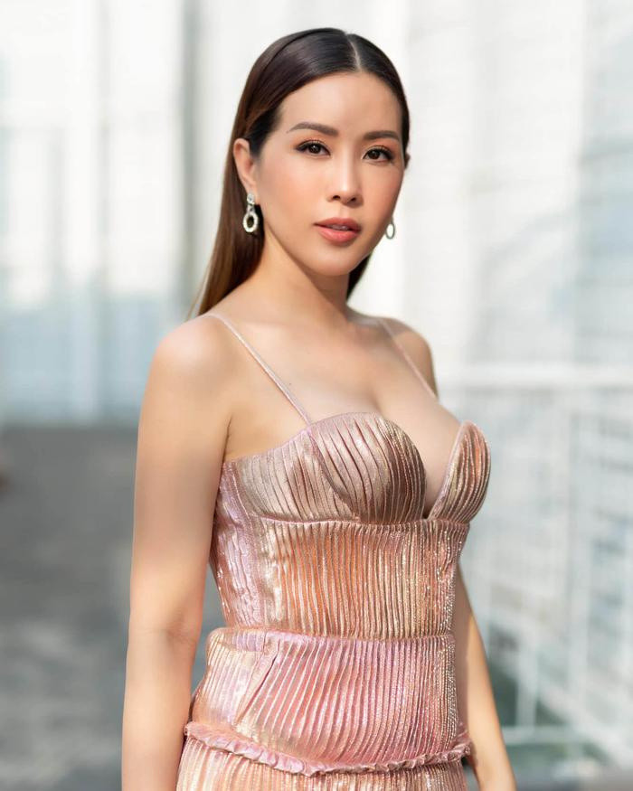 Hoa hậu Việt trải qua 4 đời chồng nay giàu sang, thu nhập hàng tỷ đồng Ảnh 1