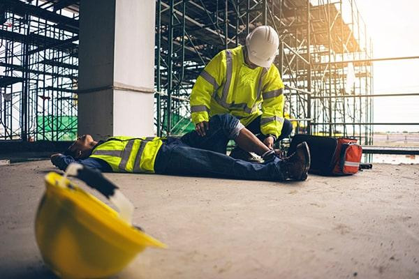 Những quyền lợi người lao động được hưởng khi bị tai nạn lao động