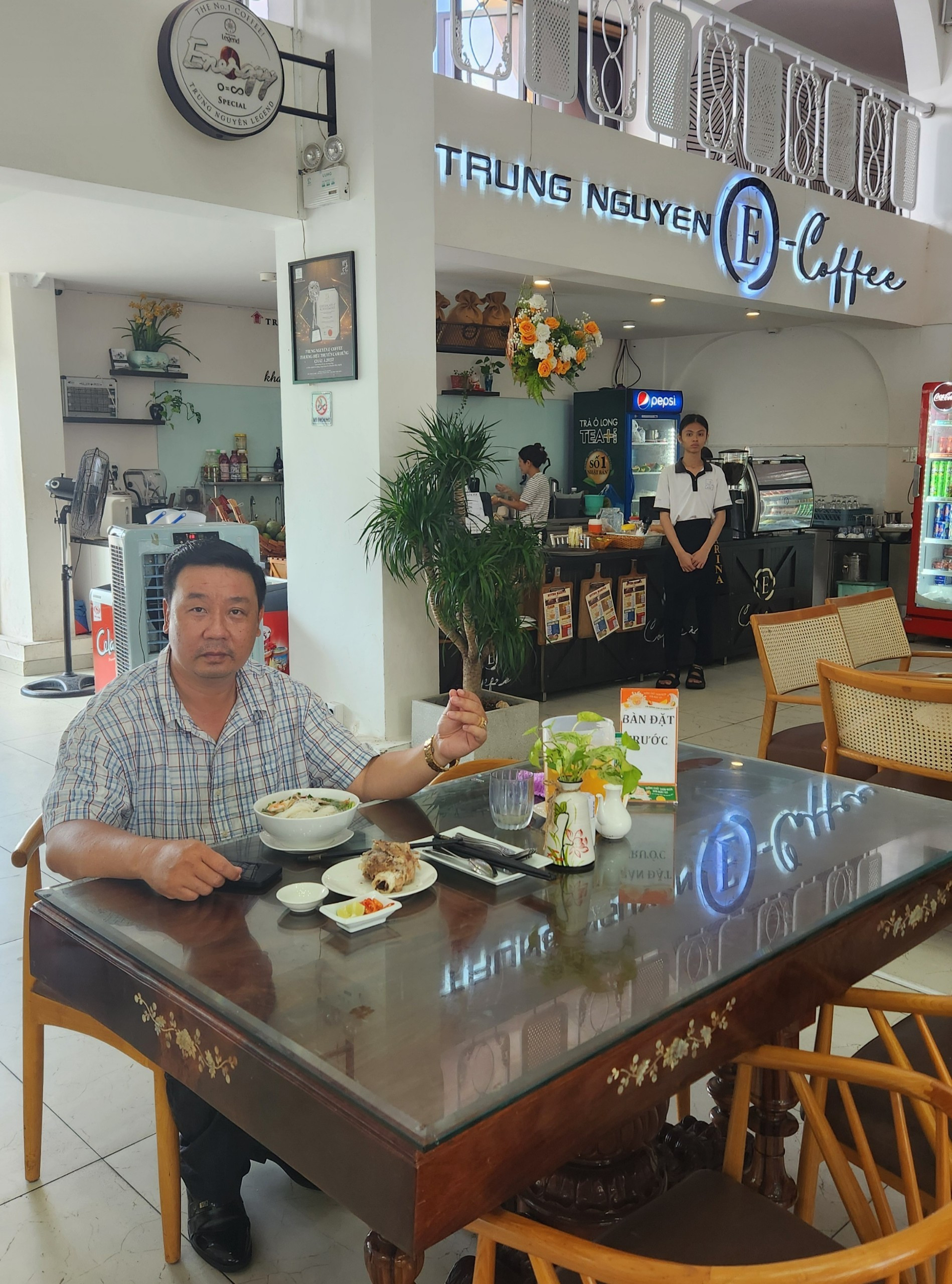 pv-co-mat-o-cang-du-thuyen-marina-my-tho-1714606228.jpg