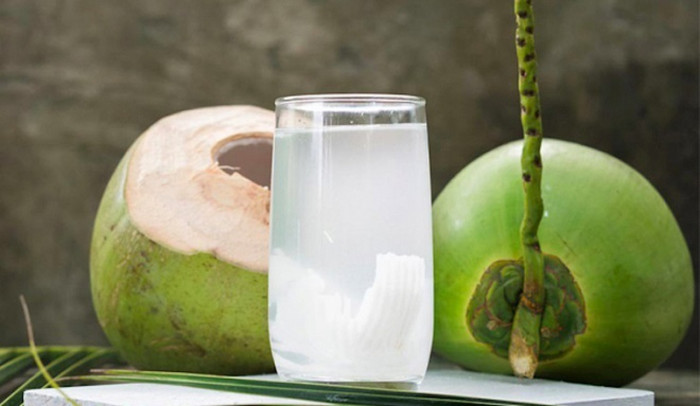 Những sai lầm tai hại khi uống nước dừa có thể bạn chưa biết Ảnh 3