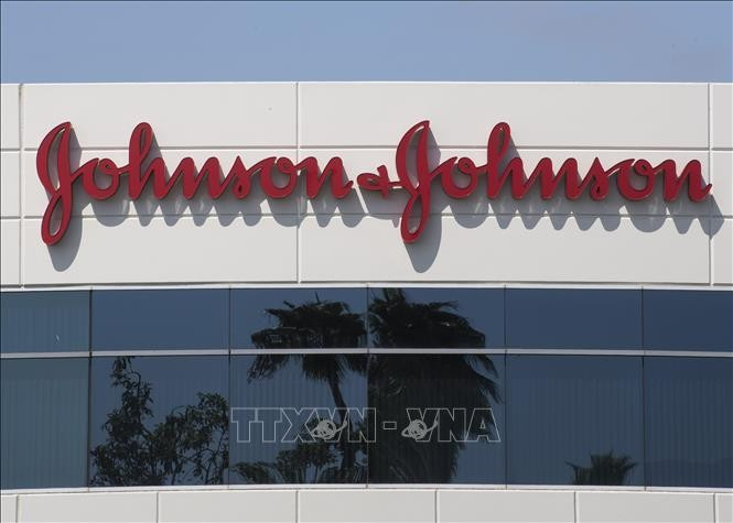 Johnson & Johnson đối mặt với cáo buộc gian lận nhằm né tránh kiện tụng