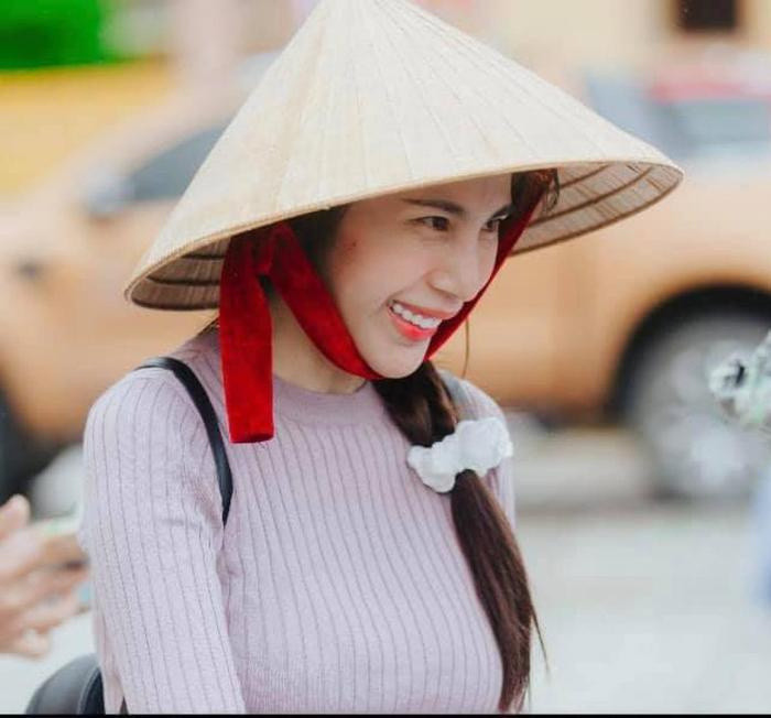 Trước khi muốn đi tu, Thuỷ Tiên từng mong 'bị lấy hết tài sản, sống trong nghèo khó' Ảnh 3