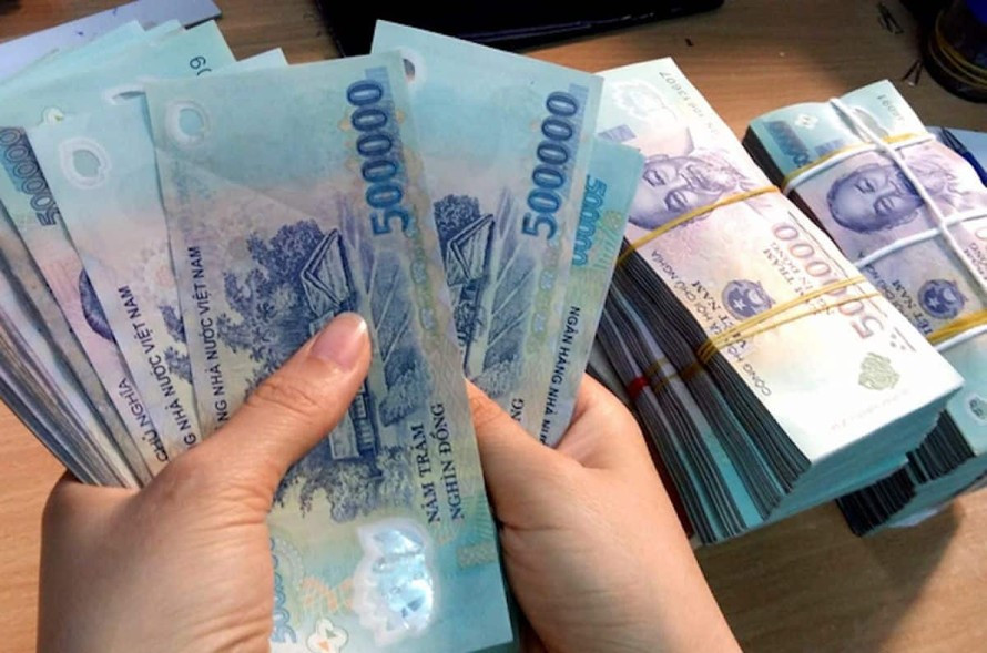 Bộ Tài chính đề xuất tiếp tục giảm 36 khoản phí, lệ phí