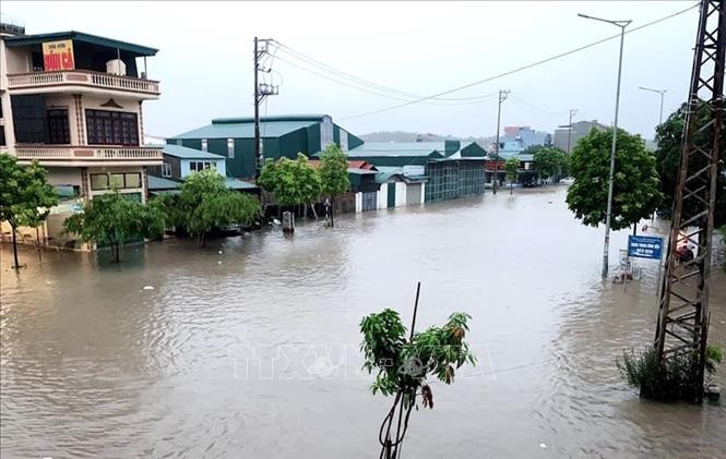 Mưa bão dồn dập vào cuối năm 2024 do ảnh hưởng của La Nina