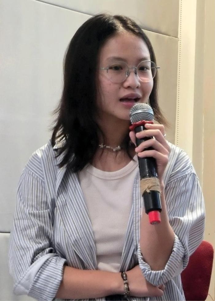 Con gái NSND Công Lý: 'Việc nhiều vợ không thể hiện bố tôi có tính lăng nhăng' Ảnh 2