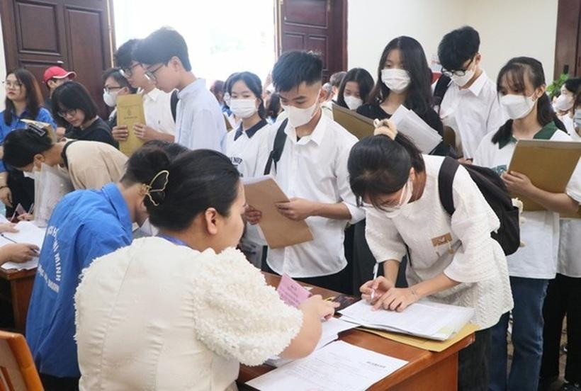 Nếu trượt tốt nghiệp THPT năm 2024, thí sinh sẽ thi lại thế nào?
