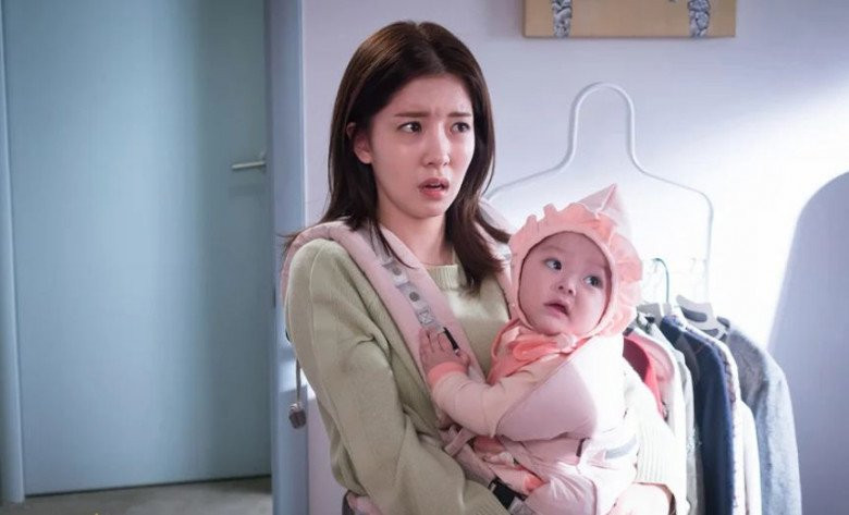 Bức xúc vì ông xã lén cho mẹ chồng tiền sửa nhà, thấy bà mang ra một thứ tôi xấu hổ - 1