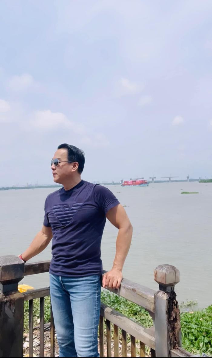 Hà Thanh Xuân đang làm gì giữa lúc 'vua cá Koi' Thắng Ngô vứt nhẫn cưới? Ảnh 2