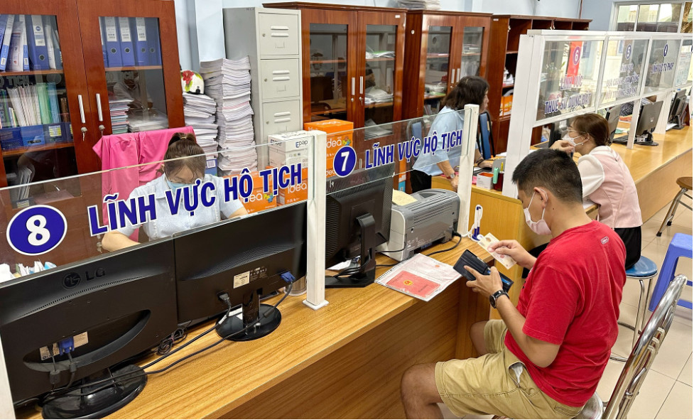 Cá nhân không gia hạn tạm trú có thể bị phạt tới 1 triệu đồng