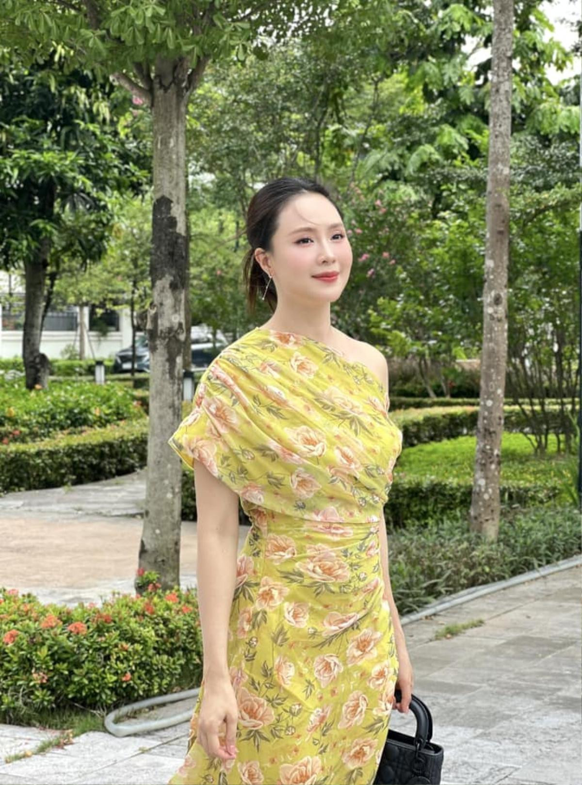 Bị chê diễn xuất một màu, Hồng Diễm có phản ứng gây bão Ảnh 1