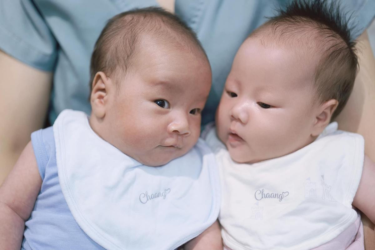 Phương Oanh hé lộ khoảnh khắc da kề da với con sau sinh Ảnh 3
