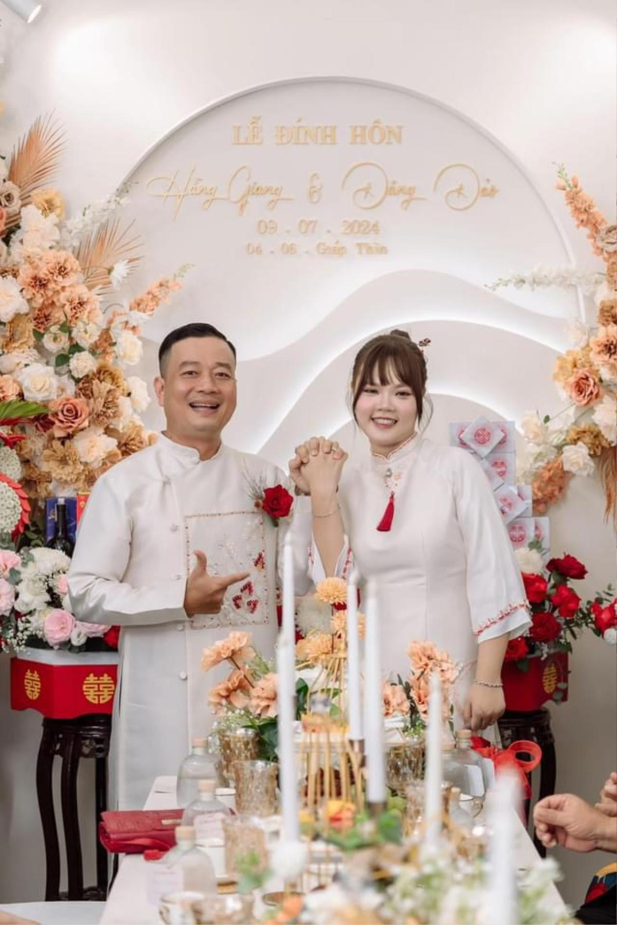 Bộ ảnh gây chú ý của cặp đôi 'chú - cháu' ở Đà Nẵng Ảnh 1