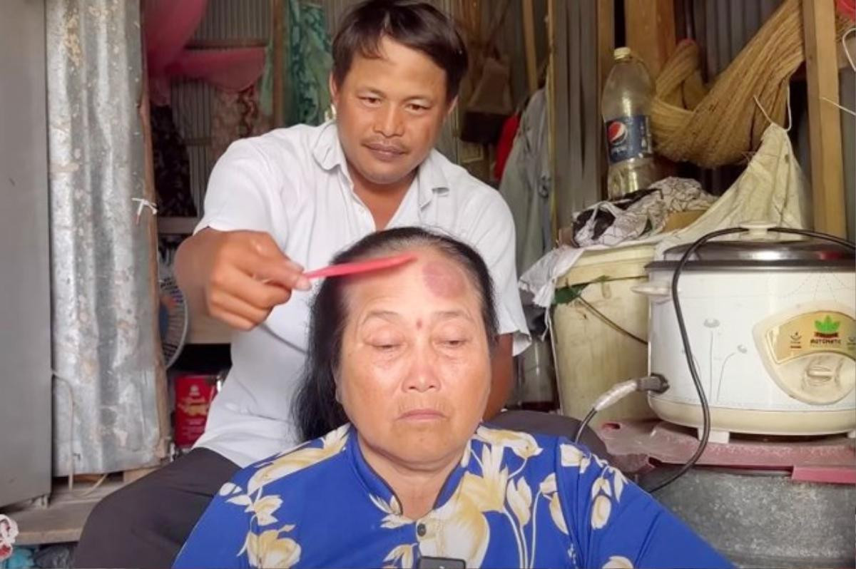 Cuộc sống hạnh phúc của người phụ nữ 64 tuổi cưới chồng kém 26 tuổi ở An Giang Ảnh 1