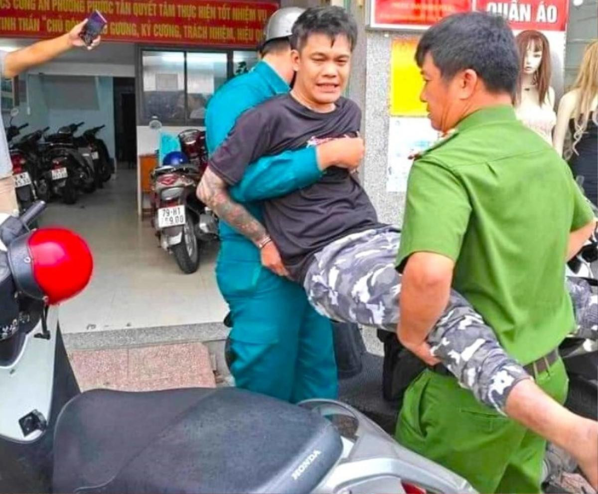 Vụ đốt cây xăng ở Nha Trang: Đã châm lửa đốt 2 địa điểm khác trước khi đến cây xăng Ảnh 1