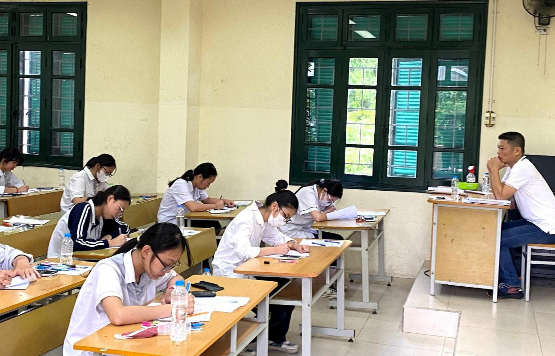 Không dùng tác phẩm trong sách giáo khoa làm đề kiểm tra môn Ngữ văn từ năm học 2024-2025