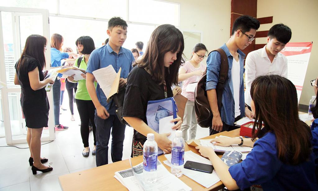 Thí sinh trúng tuyển đại học cần lưu ý gì khi làm thủ tục nhập học?
