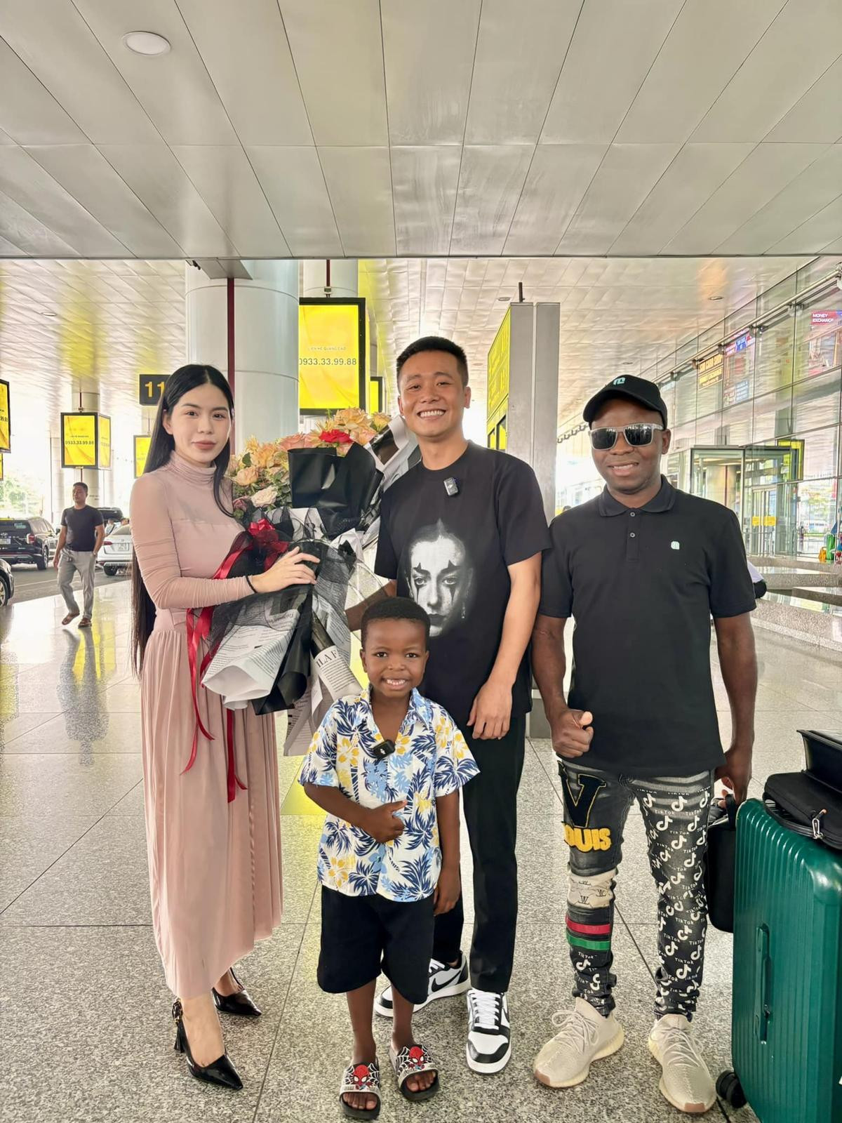 Quang Linh Vlogs đã căng trước vụ Hằng Du Mục bị chồng bạo hành Ảnh 3