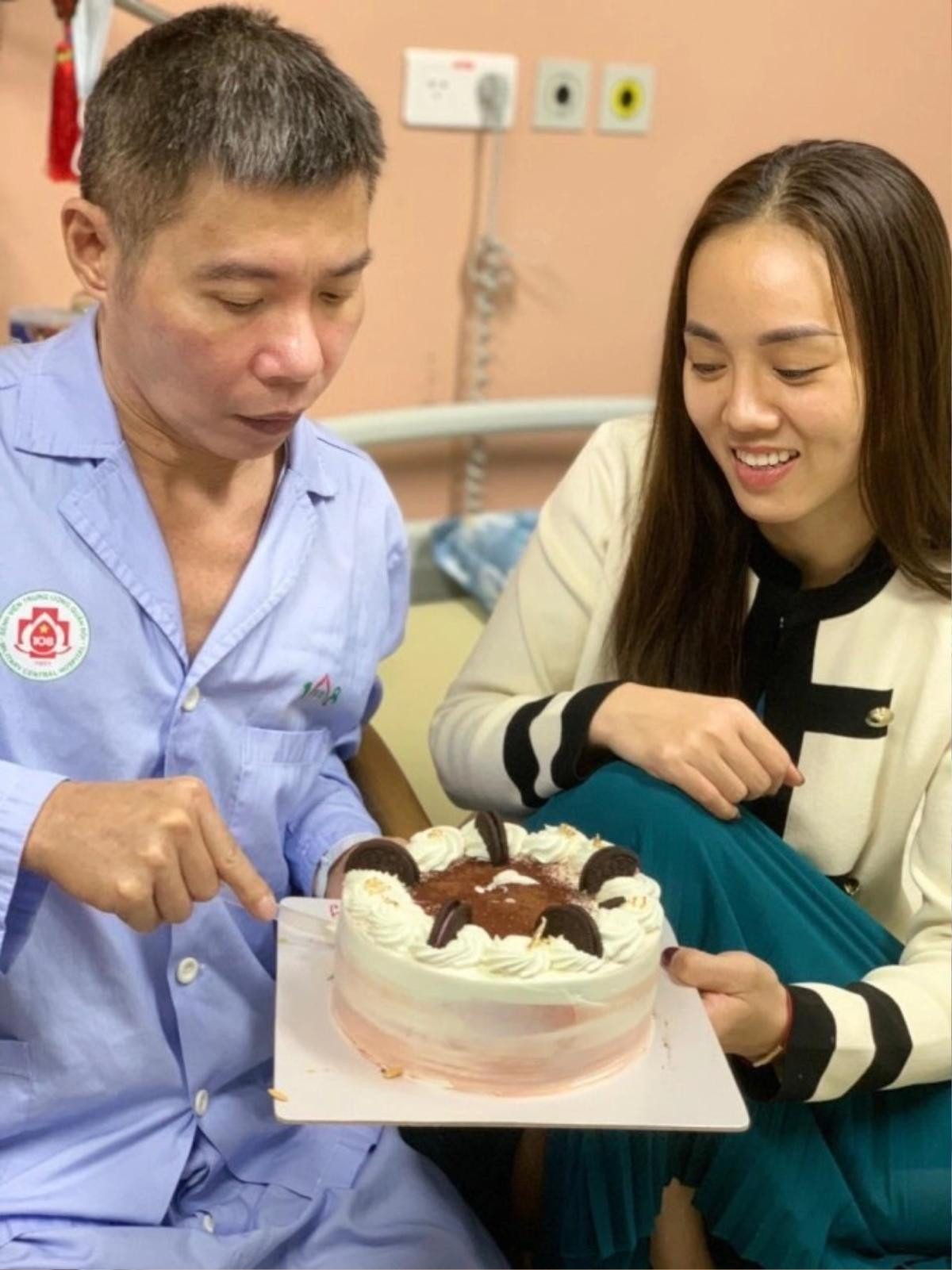 Bà xã NSND Công Lý: Cuộc sống không cho phép tôi đi làm Ảnh 2