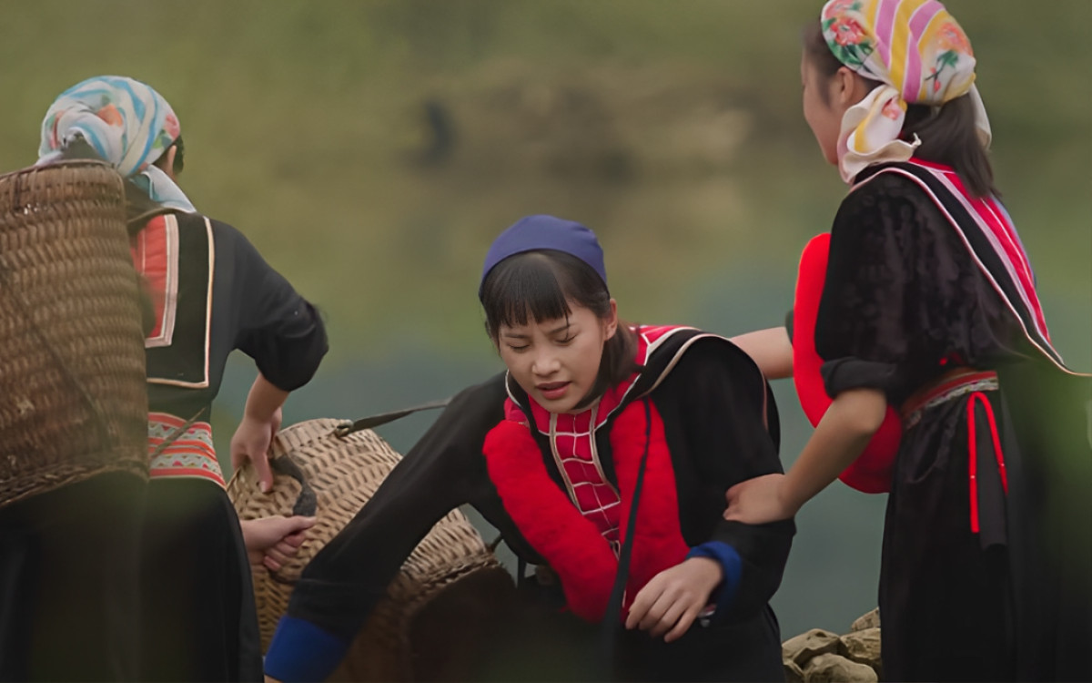 Đi Giữa Trời Rực Rỡ tập 12: Chải làm Pu mất ngủ, đàng gái mời công an vào cuộc Ảnh 2