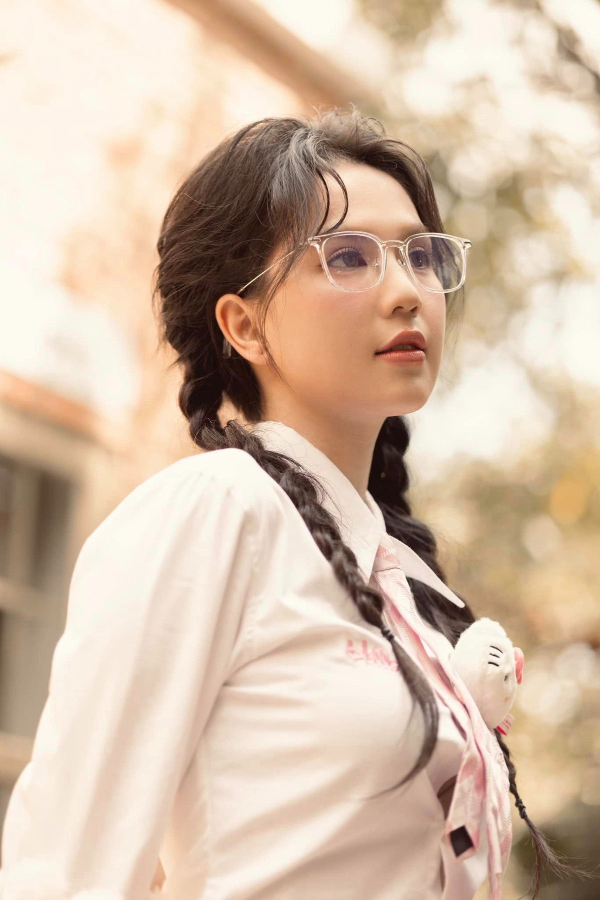 Vẻ đẹp khó tin của Ngọc Trinh sau khi liên tiếp thẩm mỹ Ảnh 2