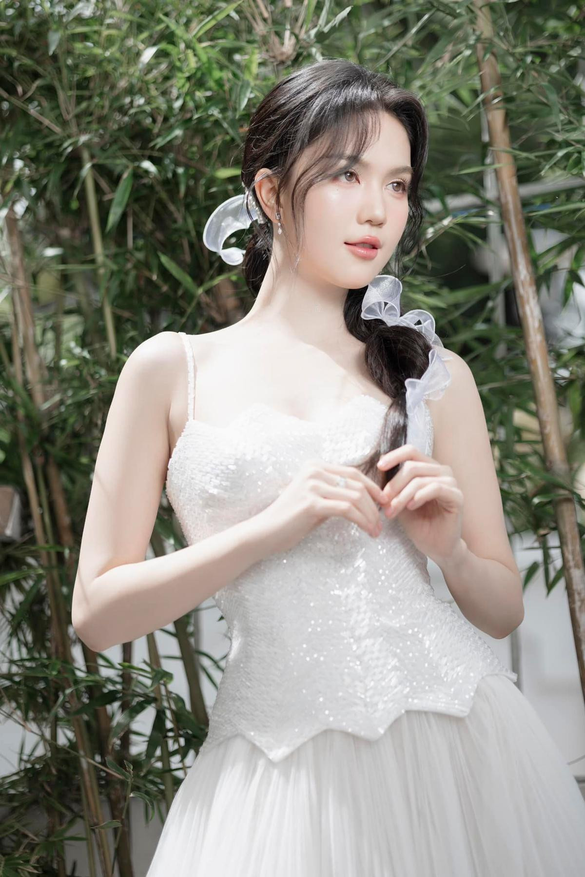 Ngọc Trinh liệu có quyết định sai lầm? Ảnh 2
