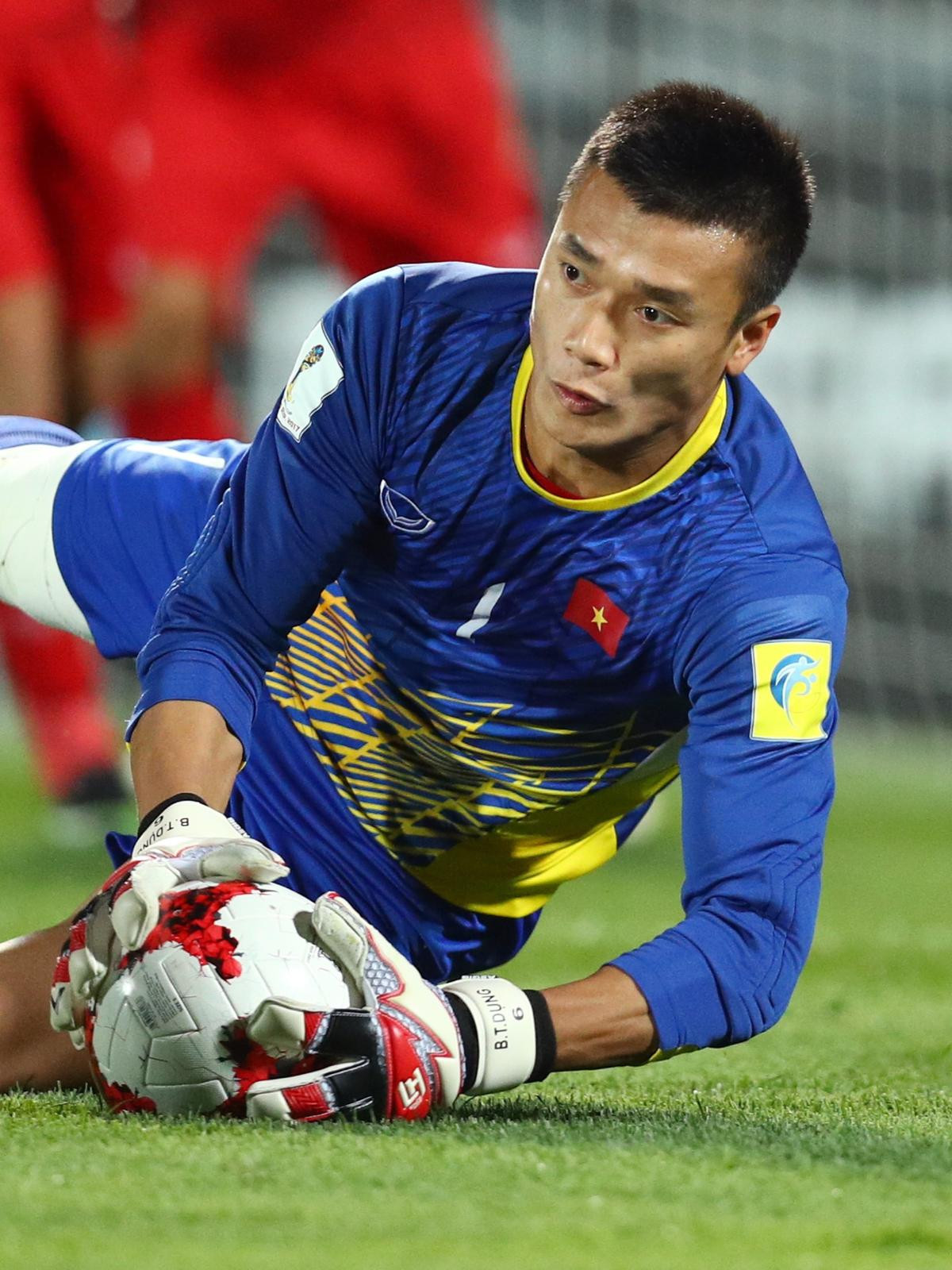 Nỗi buồn rất lớn từ hình ảnh thủ môn Bùi Tiến Dũng trên FIFA Ảnh 1