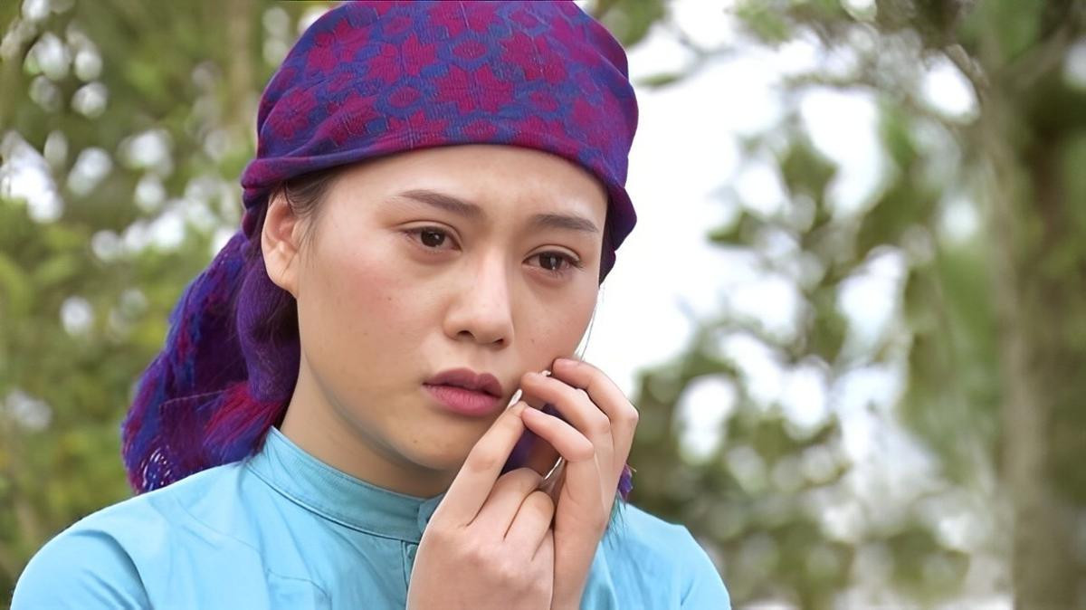Dàn diễn viên Lặng Yên Dưới Vực Sâu sau 7 năm: Phương Oanh lấy chồng đại gia, cặp đôi đình đám chia tay Ảnh 1