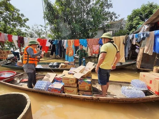 Khẩn trương cung cấp nhu yếu phẩm cho người dân bị ảnh hưởng bởi bão số 3