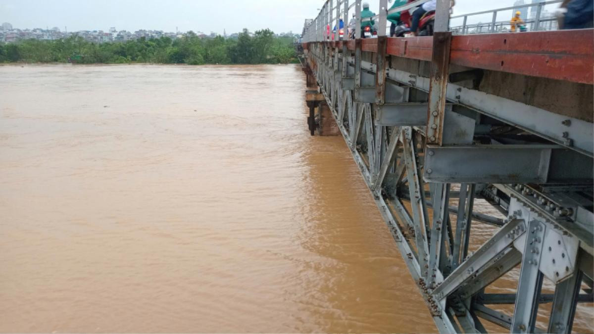 Lũ trên sông Hồng đã xuống dưới mức báo động 2 Ảnh 2