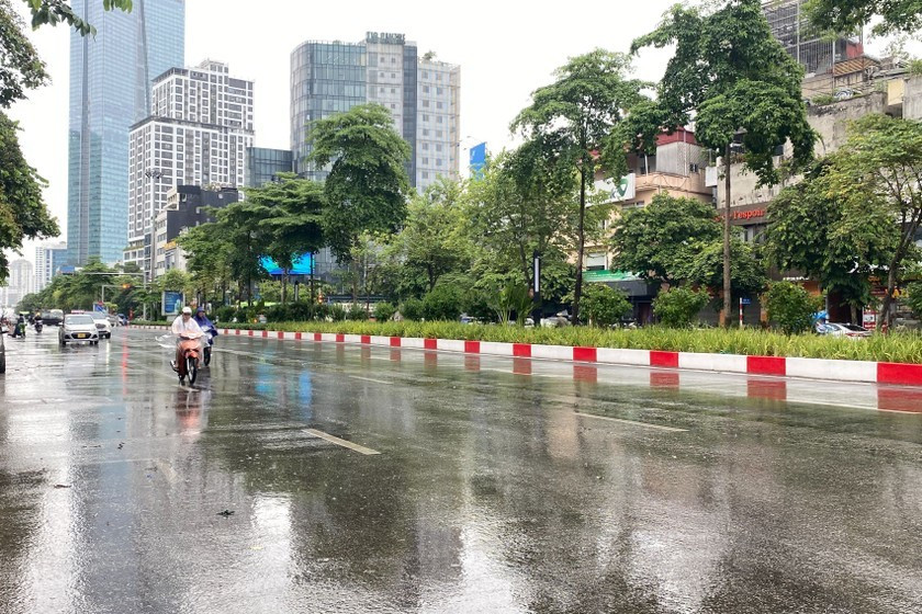 Dự báo thời tiết ngày 21/9/2024: Hà Nội ngày cuối tuần mưa to, trời mát