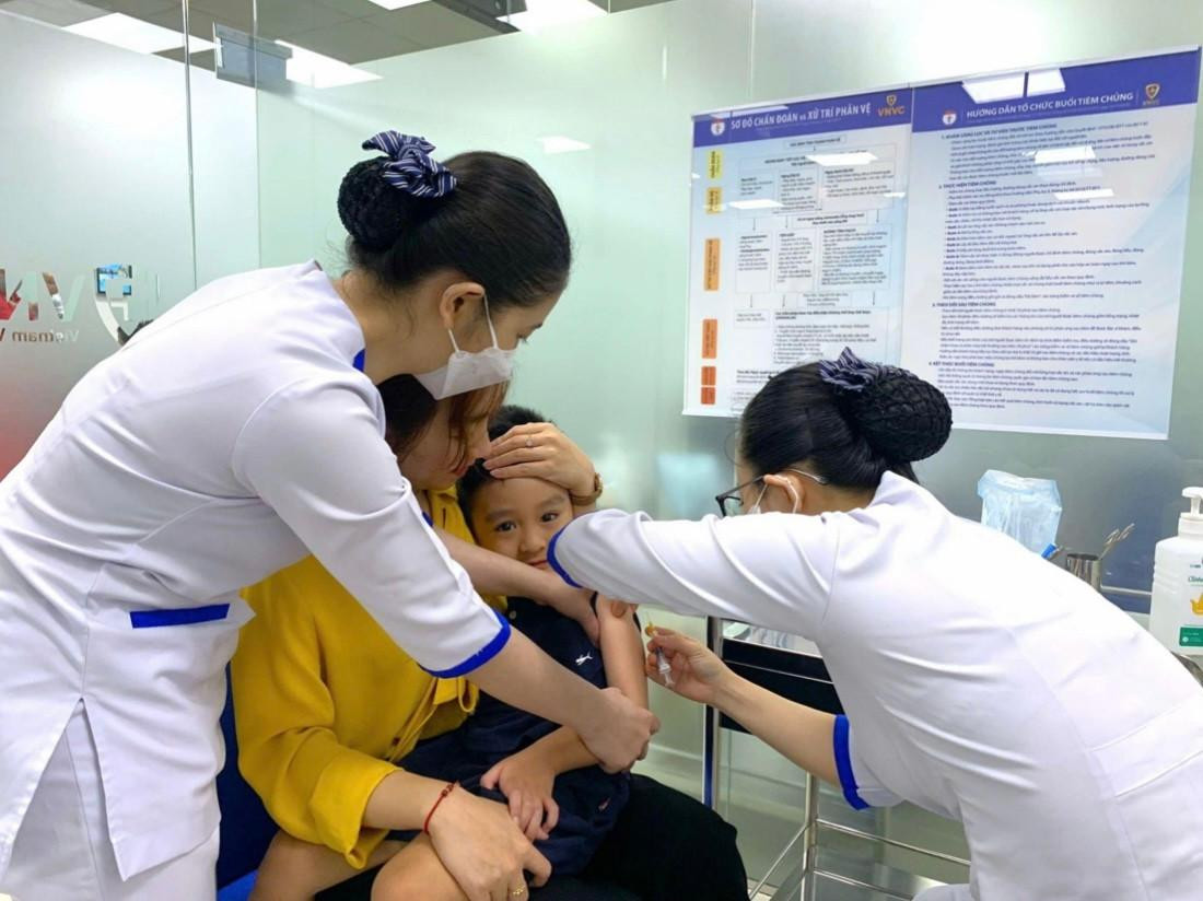 Hà Nội triển khai chiến dịch tiêm vaccine sởi cho trẻ từ 01 - 05 tuổi