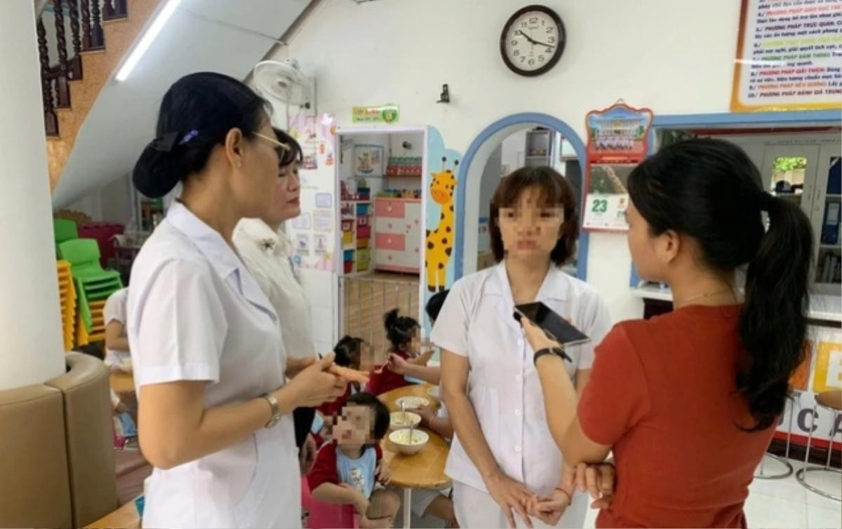 Vụ bé trai 2 tuổi tử vong: Giáo viên đút bé ăn chưa hết bàng hoàng, mong sáng tỏ nguyên nhân Ảnh 1