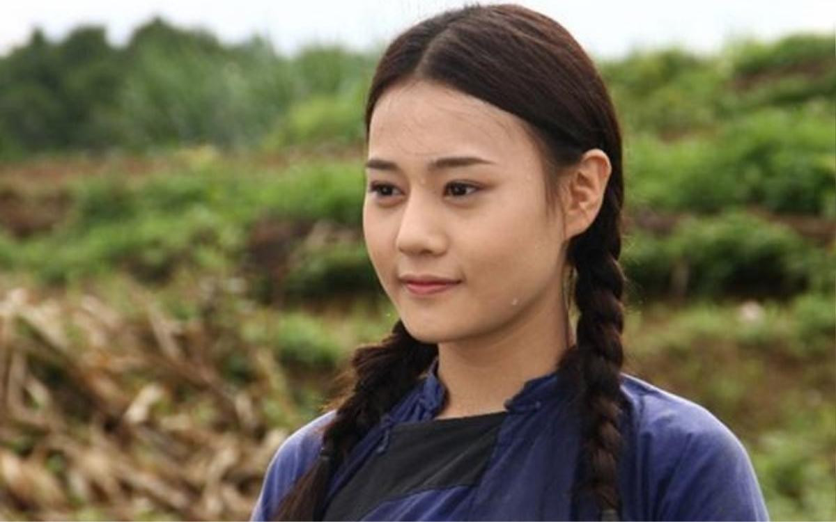 Nhan sắc Phương Oanh thuở mới vào nghề chuẩn tình đầu quốc dân ai nhìn cũng mê Ảnh 2