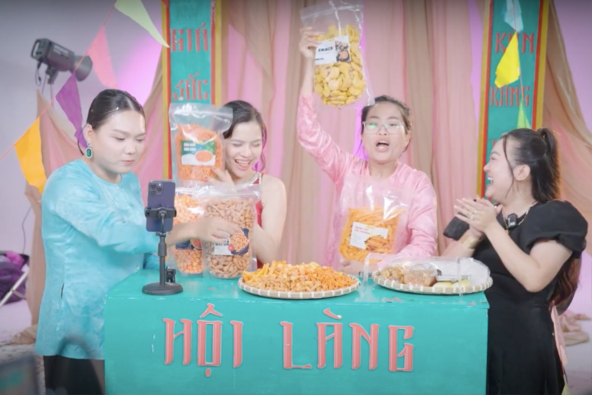 'Đặc cách đặc biệt' giúp đỡ người mẹ nuôi con ung thư của Phạm Thoại Ảnh 6