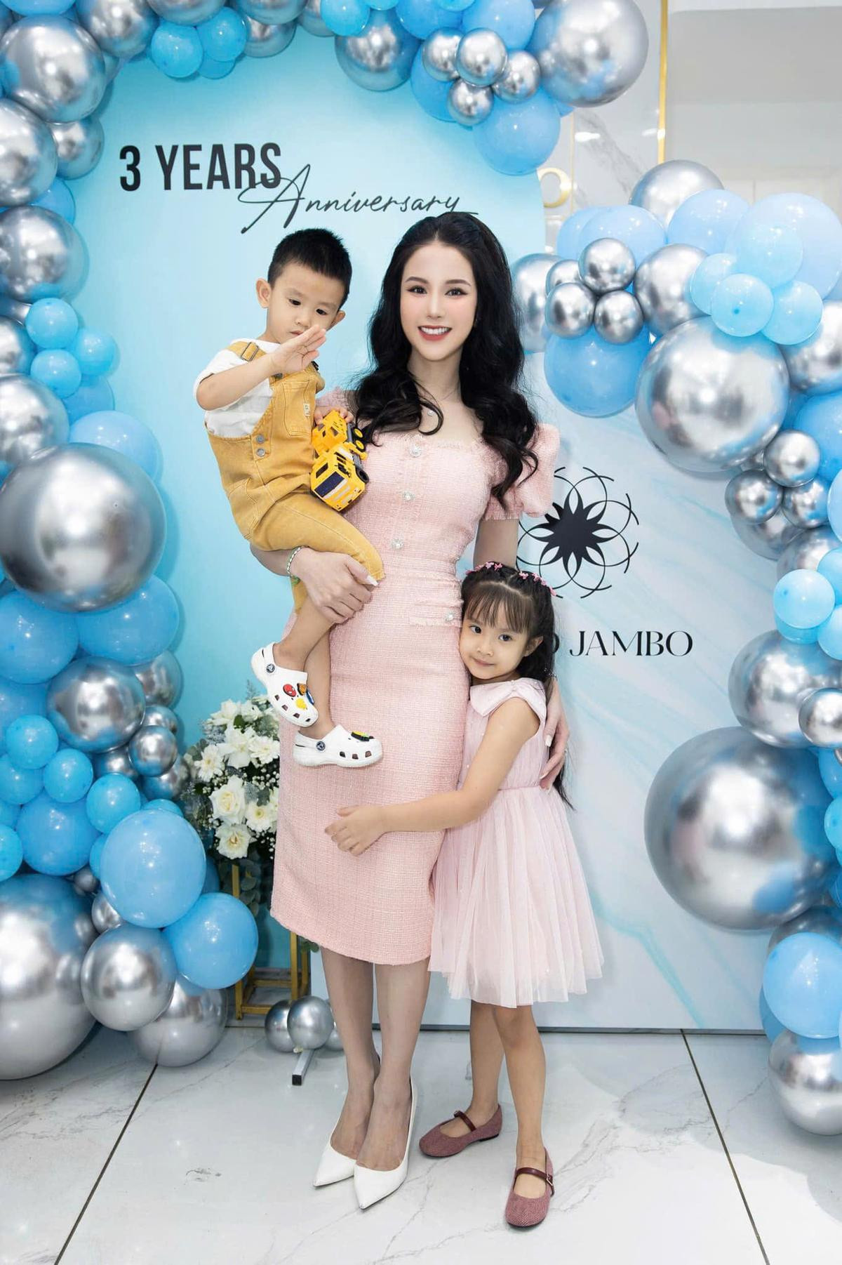 Chồng cũ Diệp Lâm Anh lên tiếng về hành động chặn đầu xe vợ Ảnh 4