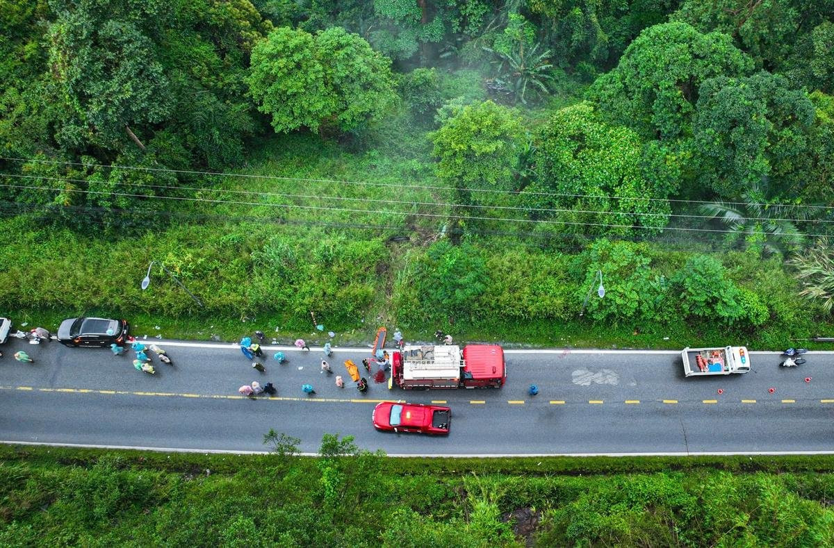 Vụ xe ô tô lao xuống vực Bảo Lộc: Đối tượng nữ đầu độc rồi chở xác đi phi tang Ảnh 2