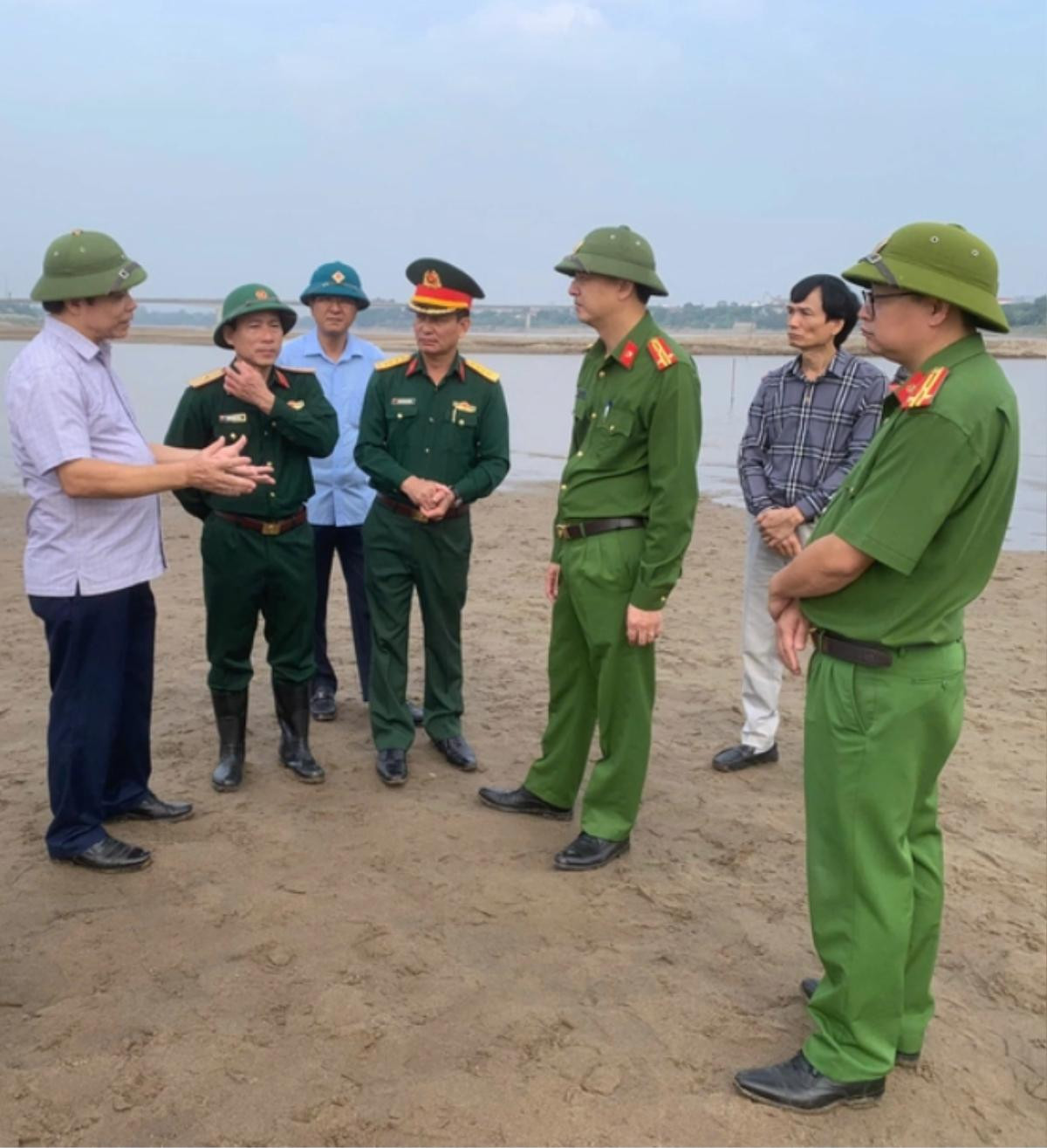 Vụ 5 học sinh đuối nước mất tích ở Phú Thọ: Tìm thấy thi thể nạn nhân thứ 2 Ảnh 1
