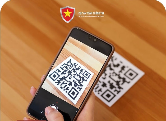 Cục An toàn thông tin (Bộ Thông tin và Truyền thông) khuyến cáo người dân nâng cao cảnh giác khi bắt gặp các tin nhắn, Email hoặc các bài đăng chứa đựng mã QR.