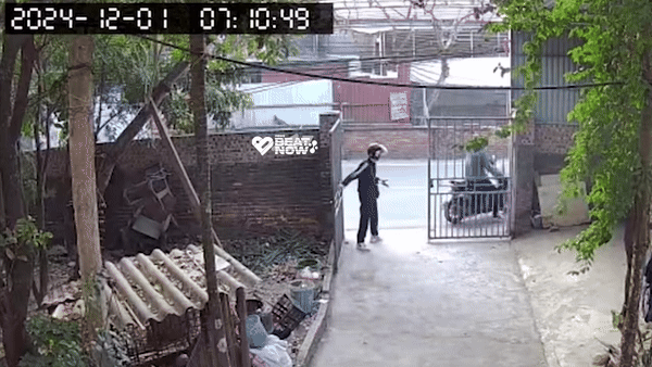 Thanh niên đến đón bạn đi chơi, camera ghi lại cảnh 'dở khóc dở cười' Ảnh 1