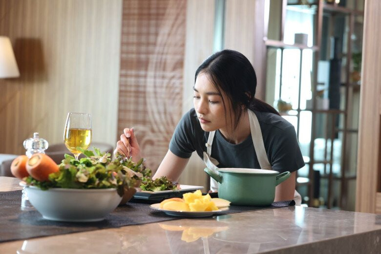 Chị dâu góa chồng nhiều năm đột nhiên có thai, chị tiết lộ danh tính bố đứa bé khiến tôi bật cười - 2
