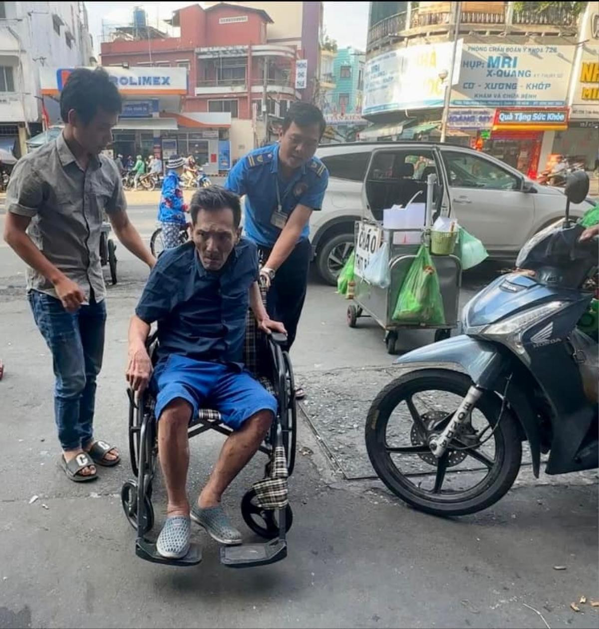 Động thái phũ phàng của vợ cũ Thương Tín khi nam nghệ sĩ nhập viện Ảnh 1