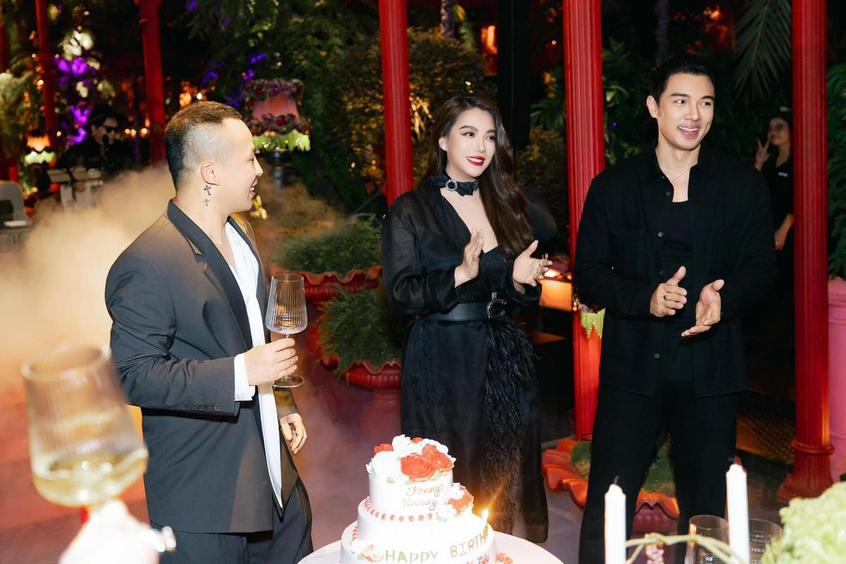 Thêm bằng chứng chuyện Ngọc Trinh 'nghỉ chơi' với Vũ Khắc Tiệp Ảnh 2